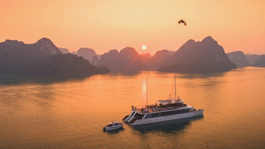 Halong Catamaran Cruise Halong Bay