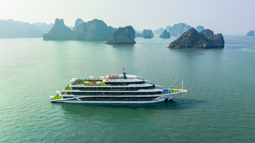 Doria – Crucero de lujo (Ha Long)