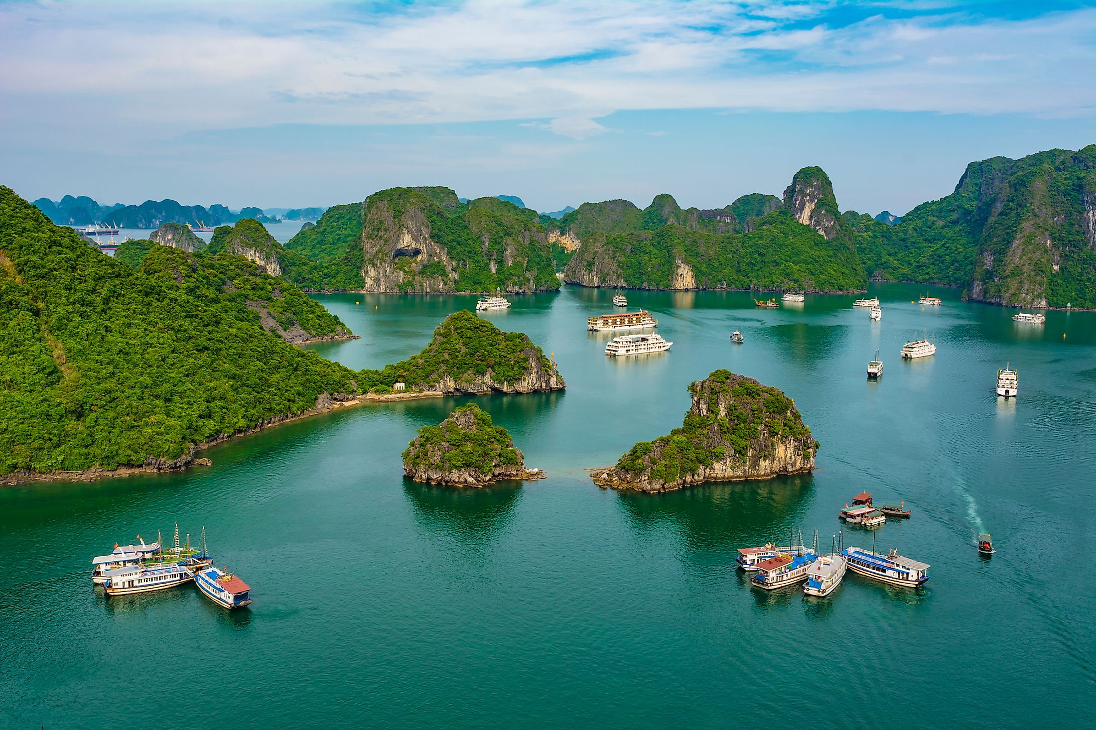 Is Halong Bay Worth It? Top 5 Reasons Why You Must Visit 2025